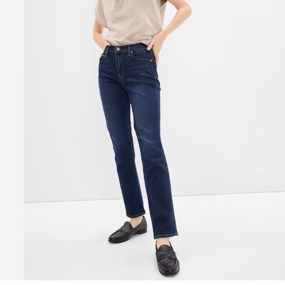GAP Mid Rise Classic Straight Jeans - Picture 2 of 2
